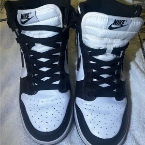 Nike Black and White High-Tops